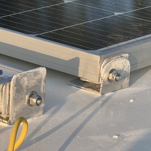 Media 'Closeup of brackets' in album 'This shows what roof space I have.'