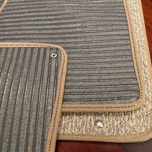 CD-25 SALVAGE SALE - INTERIOR - CARPETING