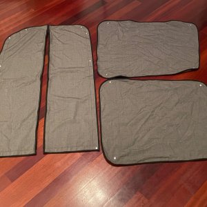 CD-25 SALVAGE SALE - INTERIOR - Cabin privacy and blackout shades