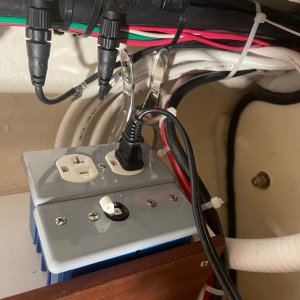 A single AC 110 power input fed from either shore power or inverter feeds all outlets through a 15amp circuit breaker