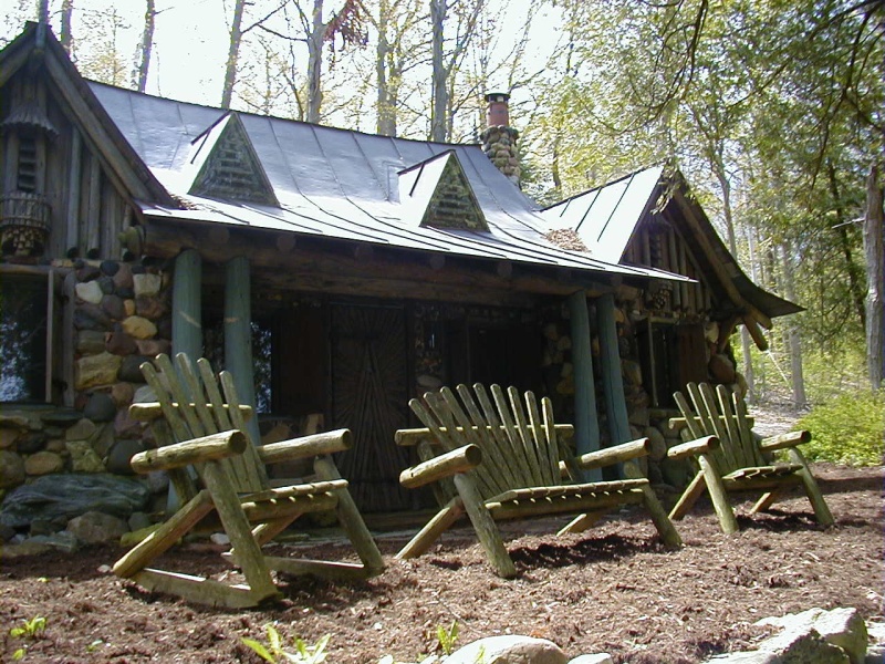 0434 2003 -- cabin 006