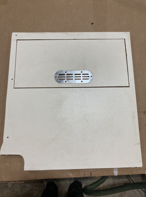 05 I very carefully cut out the drawer face (that vent was there already)