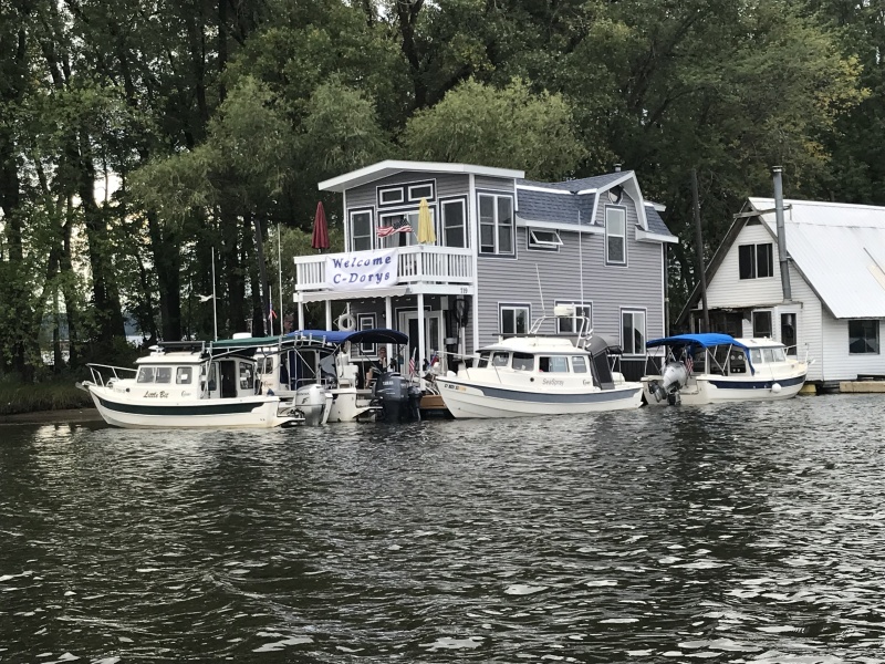066DougsBoatHouse