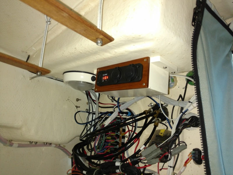 12V Cig/USB Outlet and instrument Wiring