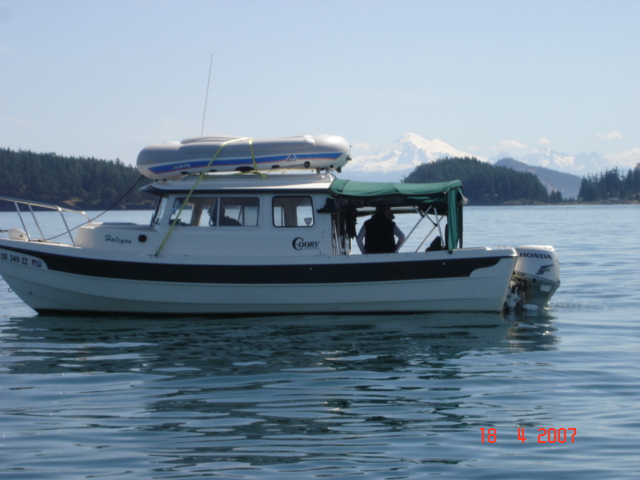 19 June HALCYON & view of Mount Baker