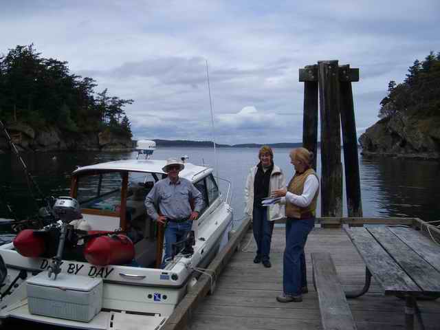 20060506 - 04 Lopez C-Dory Gathering - Met Dale...you should read his book NEAT FELLA
