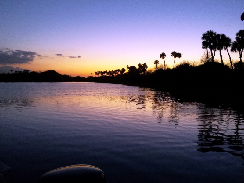 2015-03-04 Anchored at sunset south of Lake Monroe