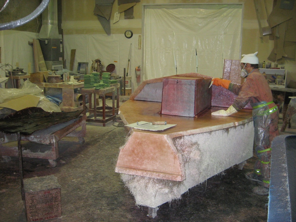22\' Cruiser vberth being laminated