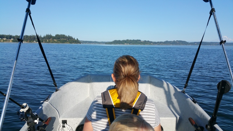 25hp center console catamaran for fishing/crabbing and messing around on the water.