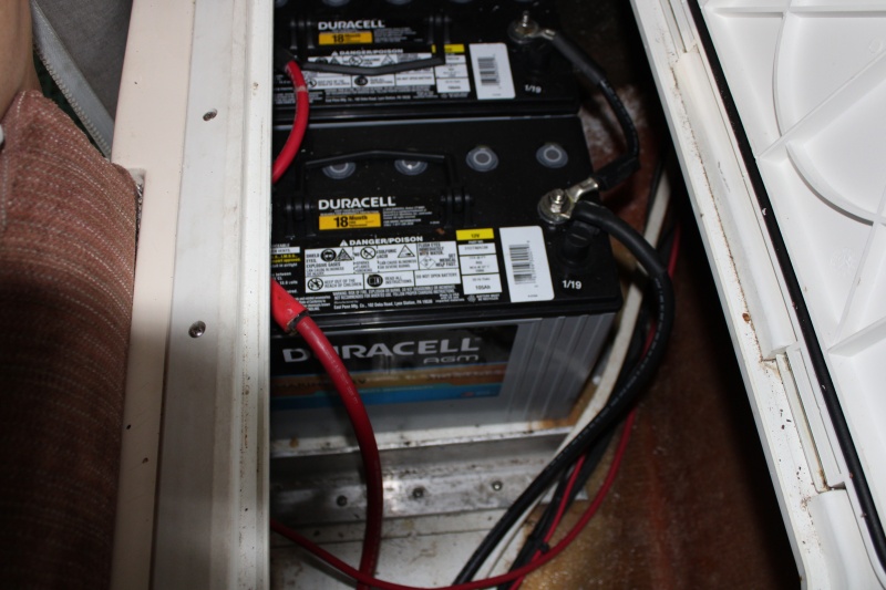 30 House Battries Port V-Berth