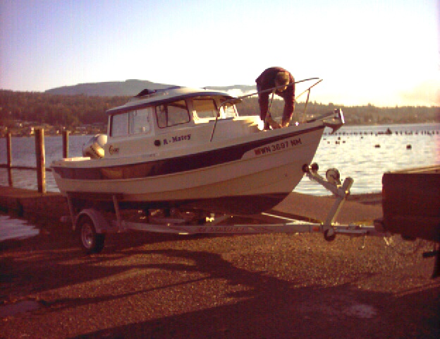 30 Nov 2003:  Joe & R-Matey at Lake Whatcom.