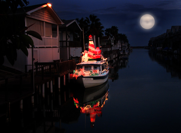 6 Adding a more distict moon