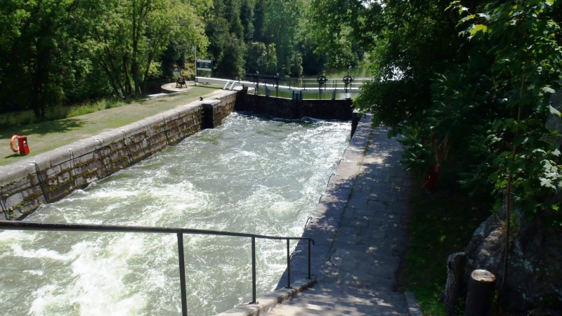 6.) lock 49 filling