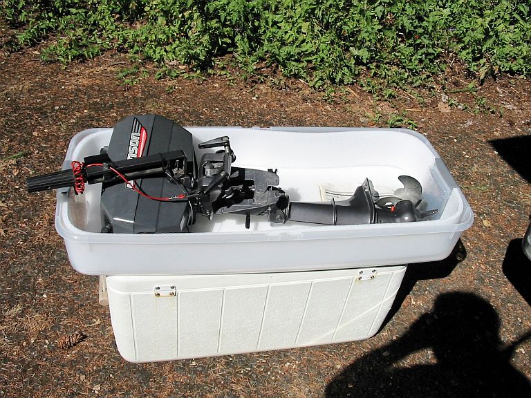 74 Quart Sterlite