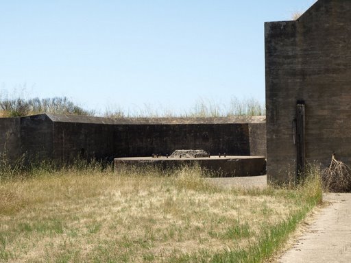 8&quot; Gun Mount at Drew