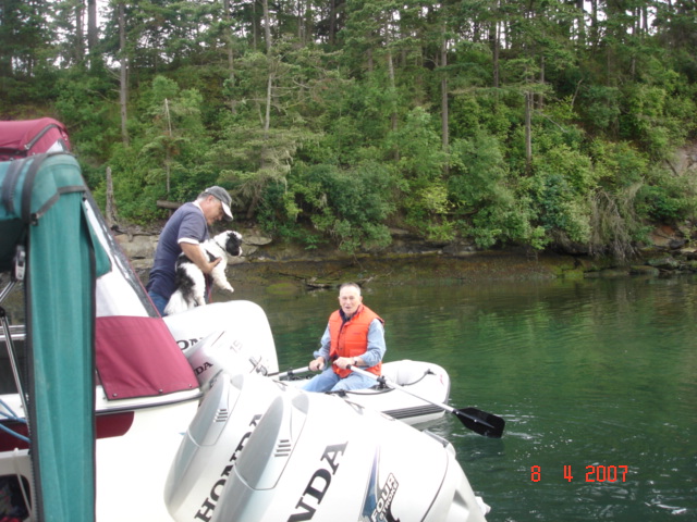 9 June Matia

After rowing to the shore to give Baxter a run, Joe returns him to Pat