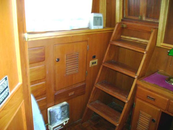 After cabin,  ladder and hatch to cockpit.