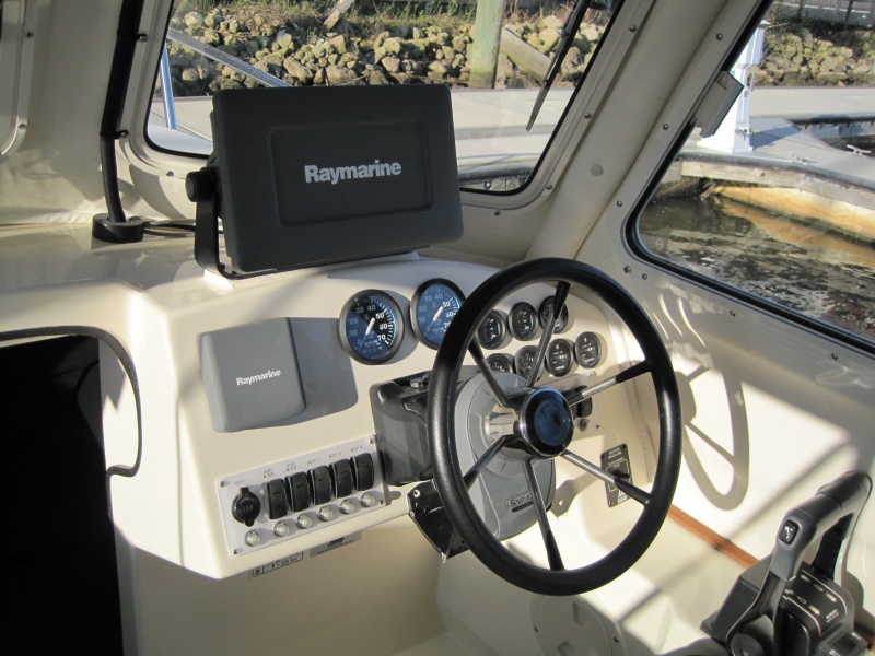 All Raymarine electronics - GPS, Radar, fish finder, autopilot, VHF