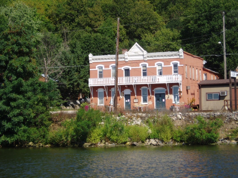 Alma, WI. '05 River trip