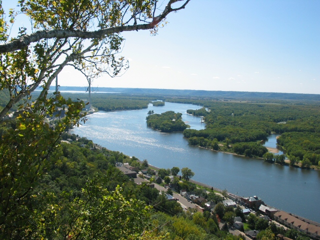 Alma, WI bluff