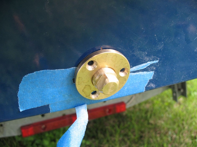 Alternative fitting set in place to check fit (note: plug is not tightened all the way in).