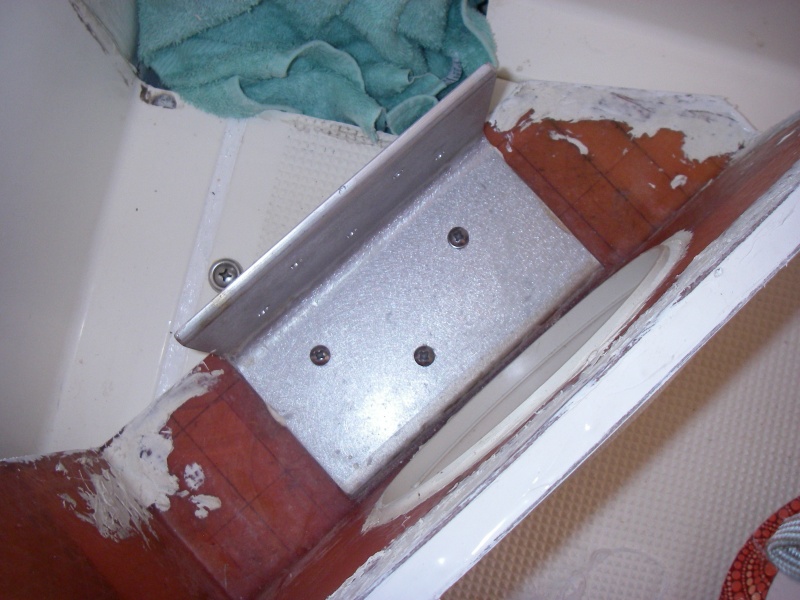Aluminum angle
