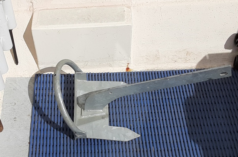 Anchor and flooring