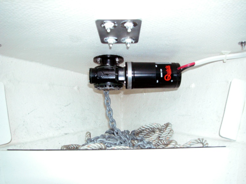 (AnchortownJim) Quick windless below deck.