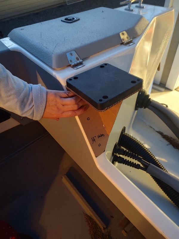 Another angle, Downrigger mount