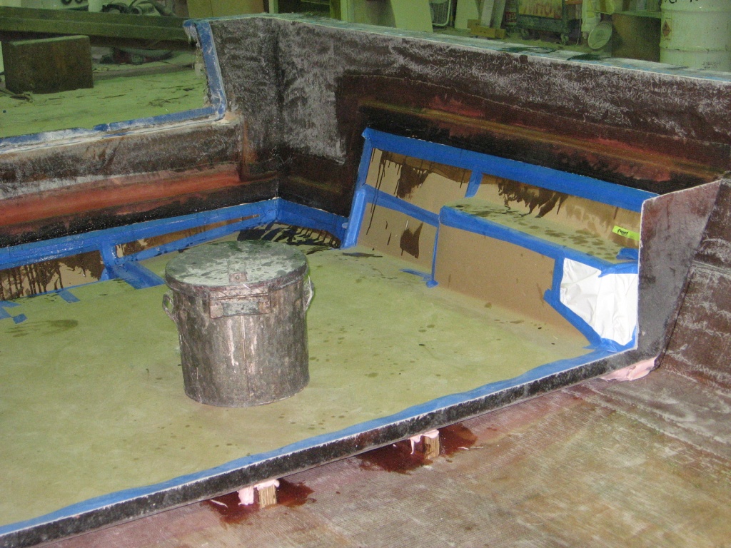 Another shot of the liner showing the fore and aft supports that I use