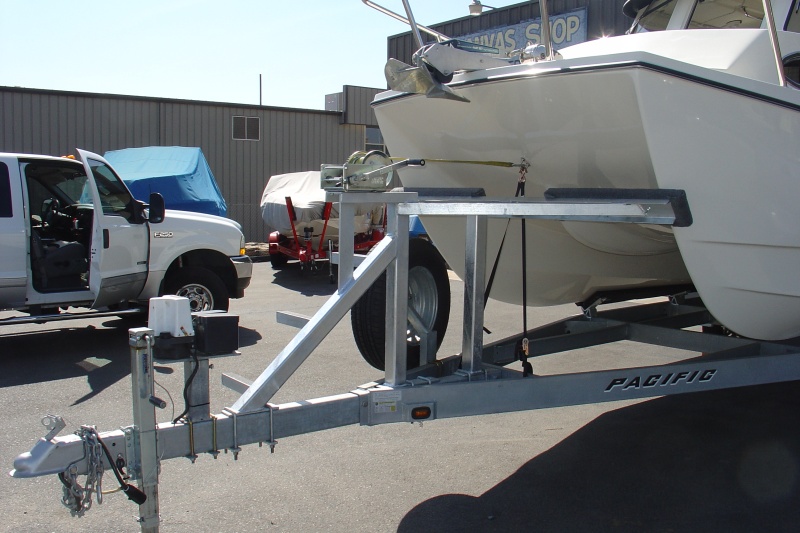 Another view of bow stop and front bunks.