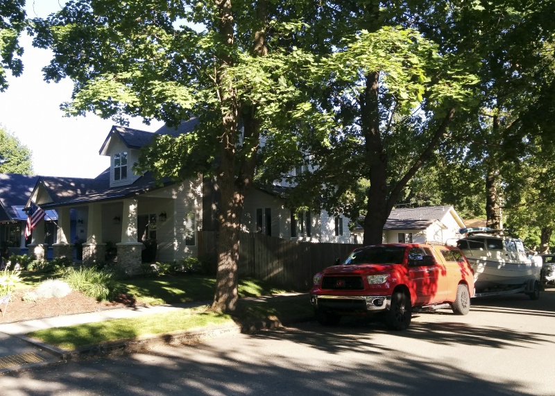 Arrived at friends house in Coeur d\'Alene. Nice place as all the downtown hot spots were a walkable quarter to half mile or so from their house
