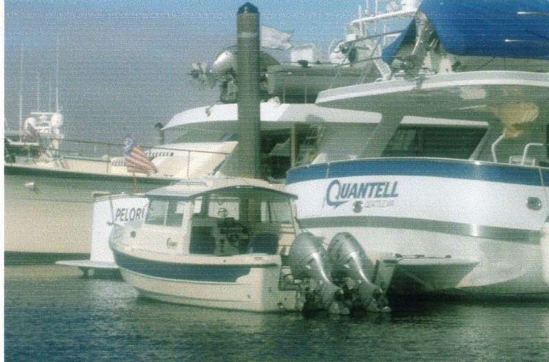 Aug 2006 Roche Harbor 
19CD tied up to the stern
 of a very nice yacht.