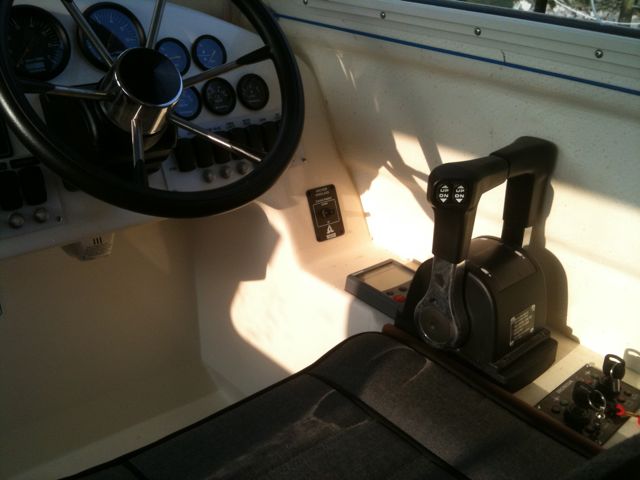 Autopilot just ahead of the throttle and windlass control ahead of autopilot