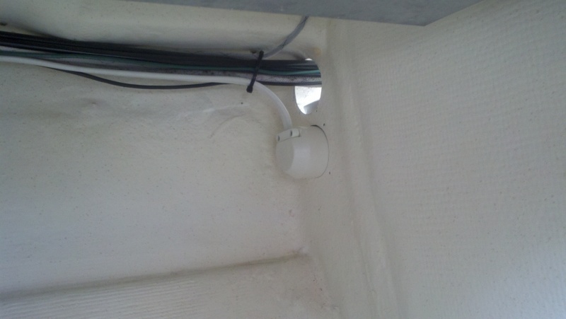 Back of Marinco 301EL-B 30A inlet