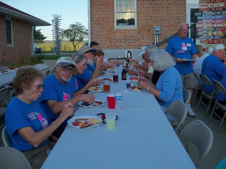 Bar-B-Q, Bar-B-Q and more Bar-B-Q