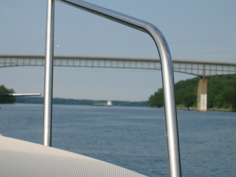 Barge traffic on Barkley Canal