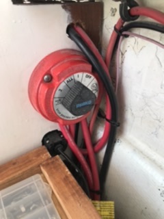 Battery selector switch