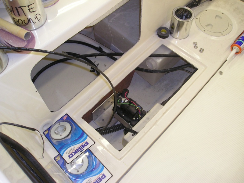 Bennett hydraulic pump under starboard aft 
floor.