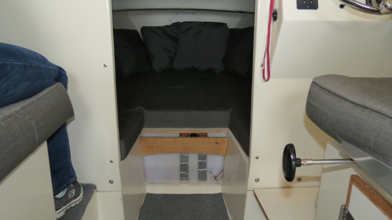 Berth Opening with Fresh Water Tank