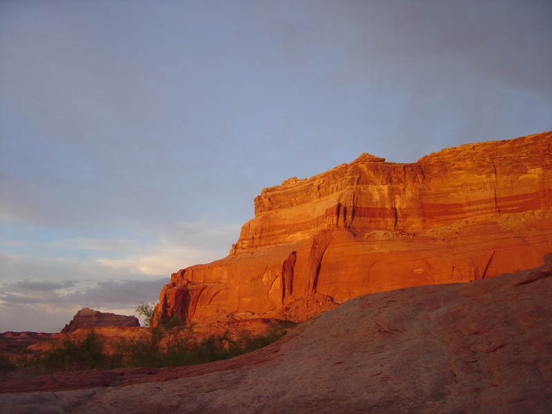 bluff red with the sunset