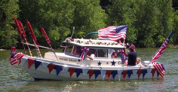 BOAT PARADE July 4,2003