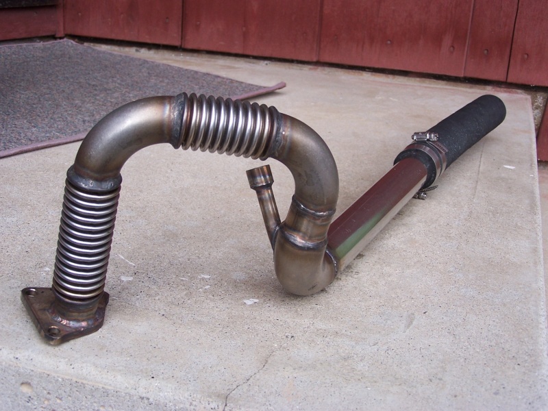 (Bob Cat) 1/4\" raw water injection cools and silences