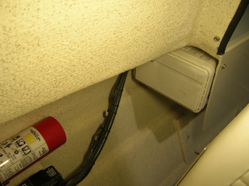 Bose Speakers tucked away nicely.