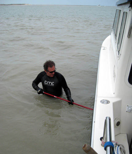 bottom scrubbing