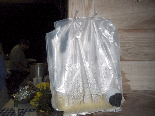 Boxless Wine Dispenser