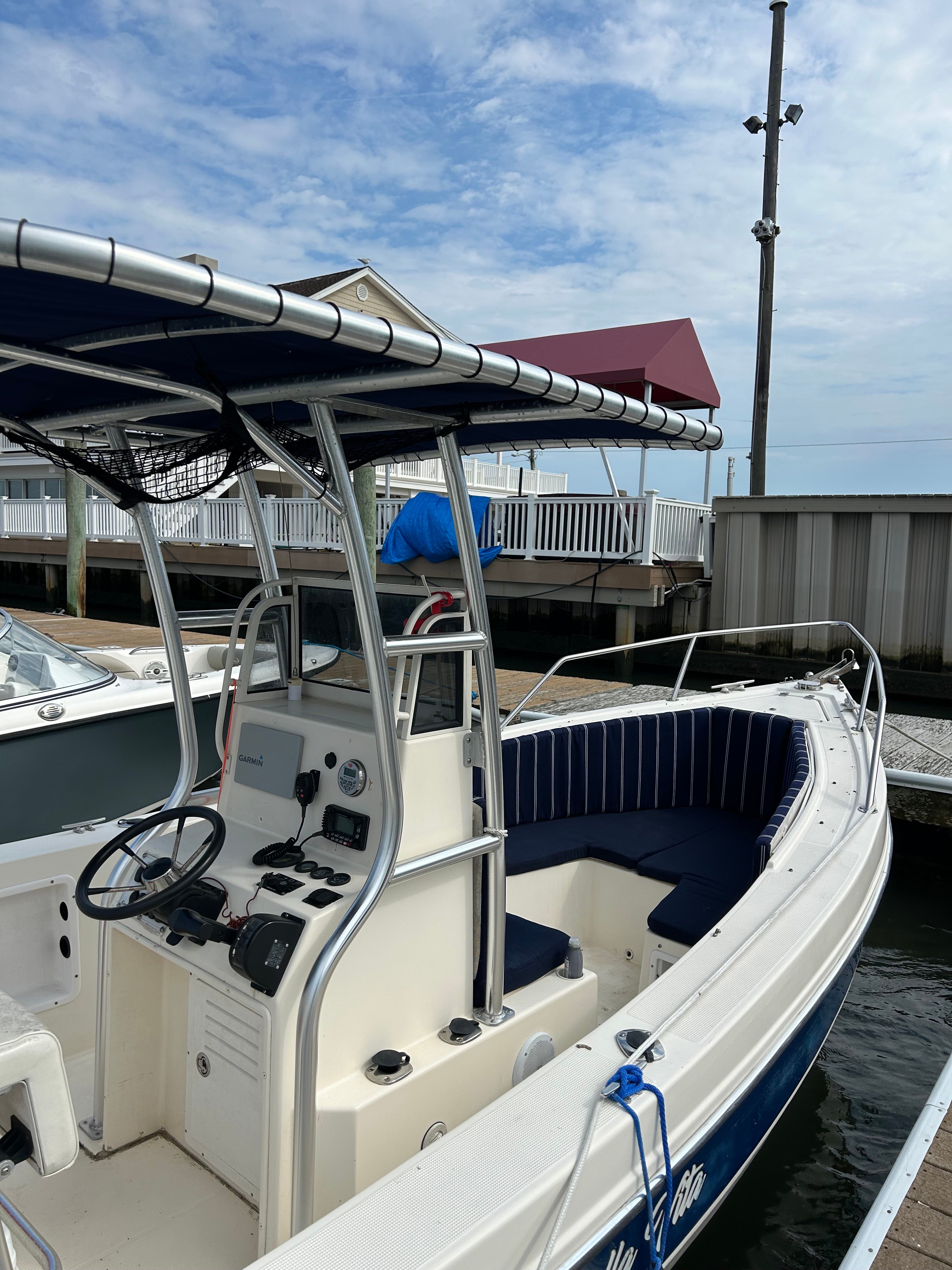 C-Dory Center Console 22CC 2008 side view from rear