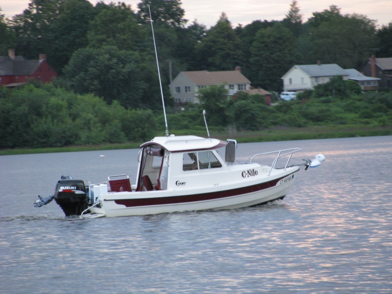 C-Nile moving to over-night anchorage on the Connecticut River.  The CD-16 berth was more than adequate for me -- a 5'11", 250 lbs. man.