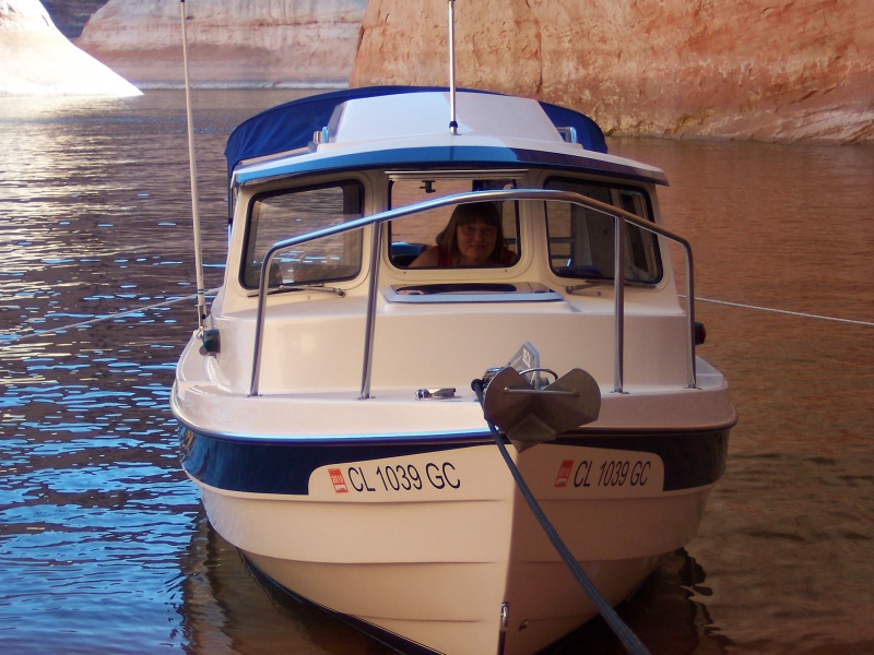 C-Swell on the beach in Reflection Canyon 9-24