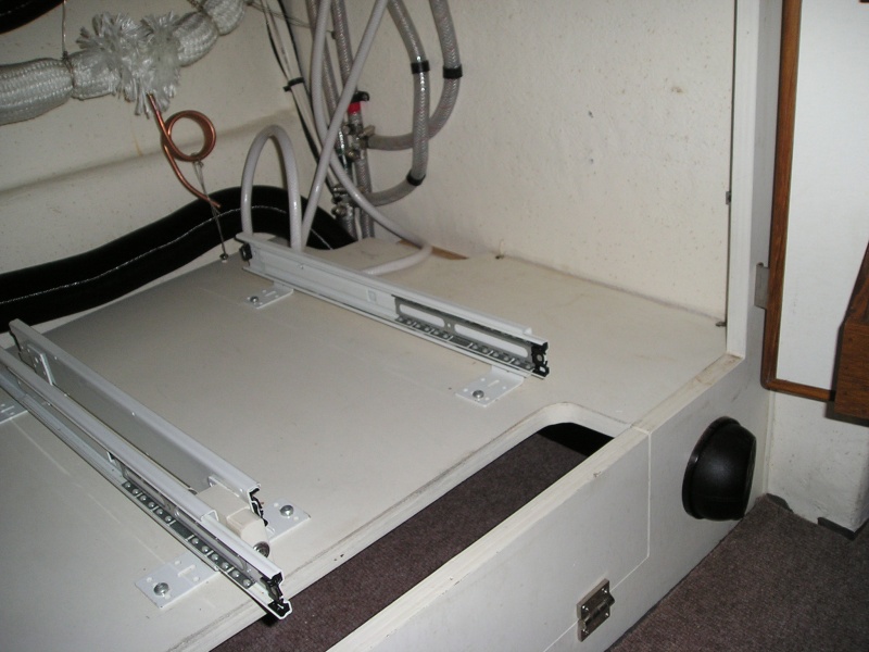Cabin Hot air duct